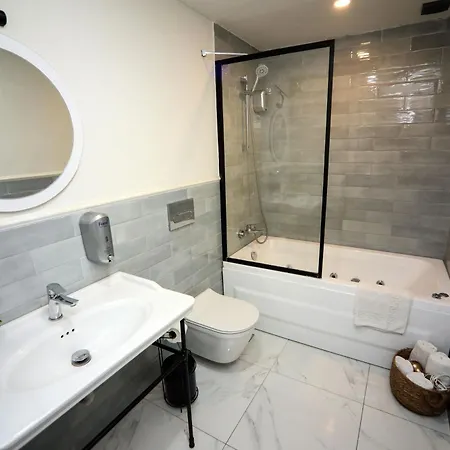 Arkem Maltepe Hotel 3*