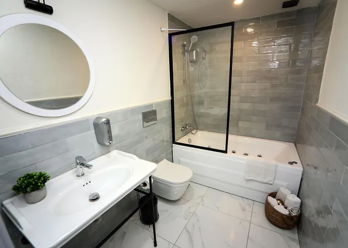 Arkem Maltepe Otel 3*